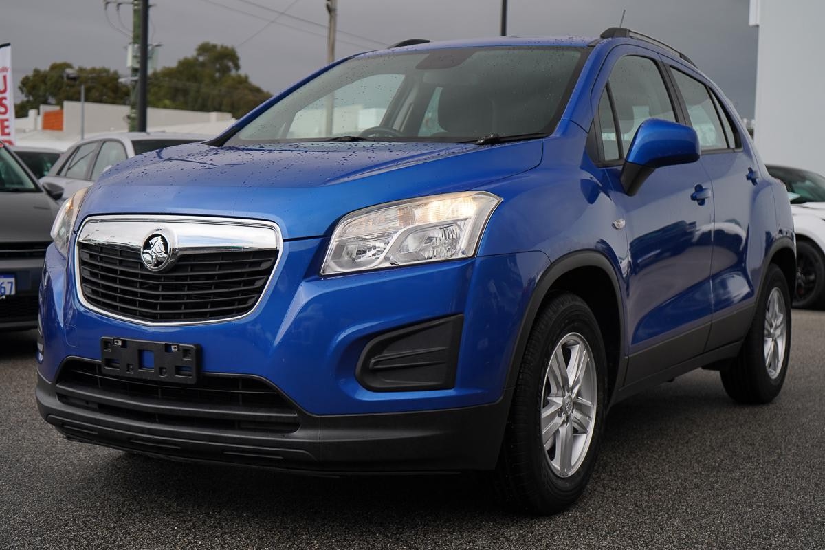 Holden Trax image 4