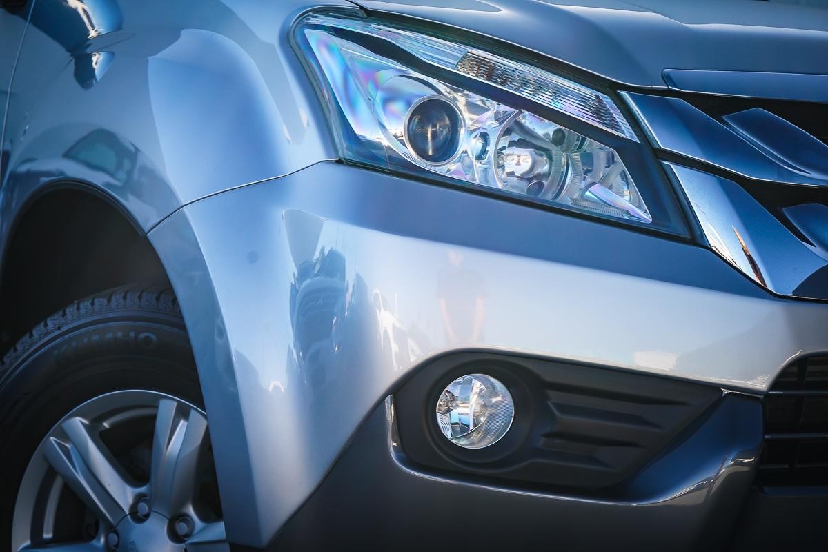 Isuzu Mu-x image 2