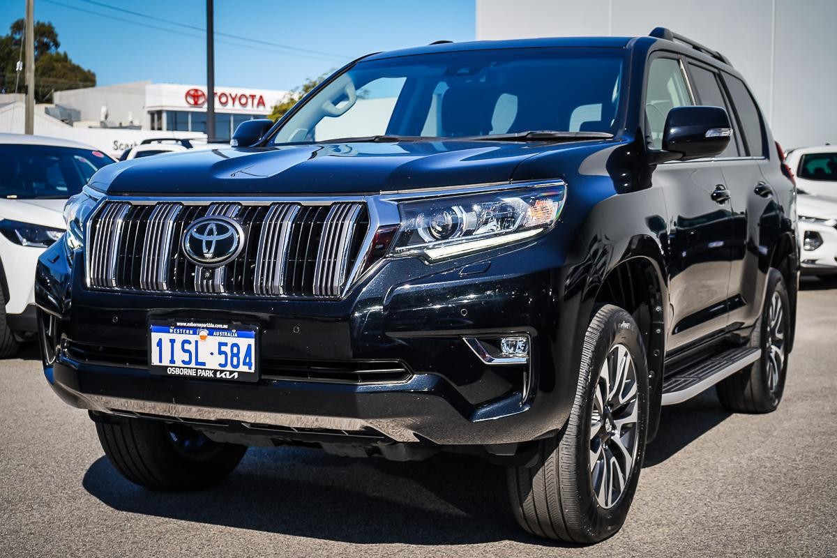 Toyota Landcruiser Prado image 4