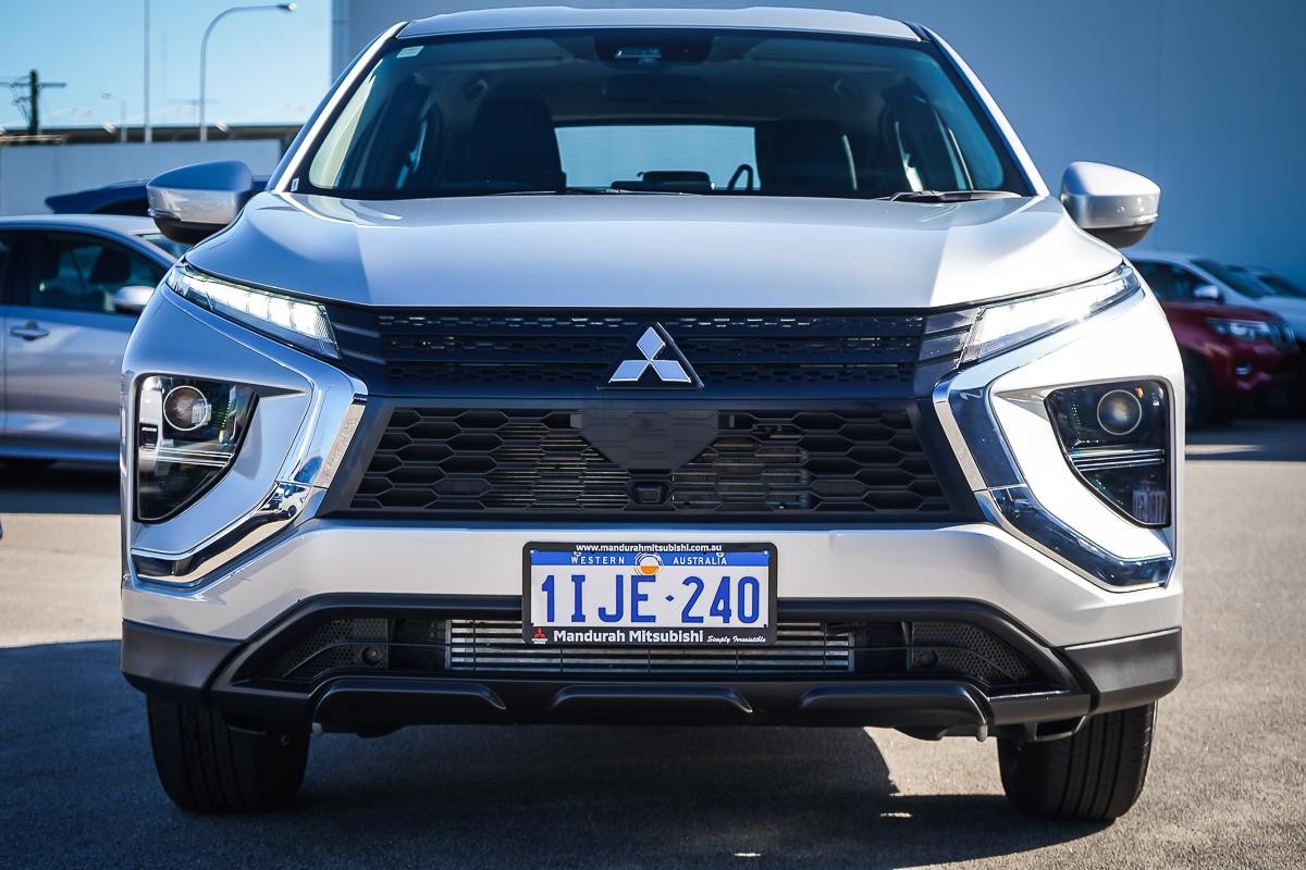 Mitsubishi Eclipse Cross image 3