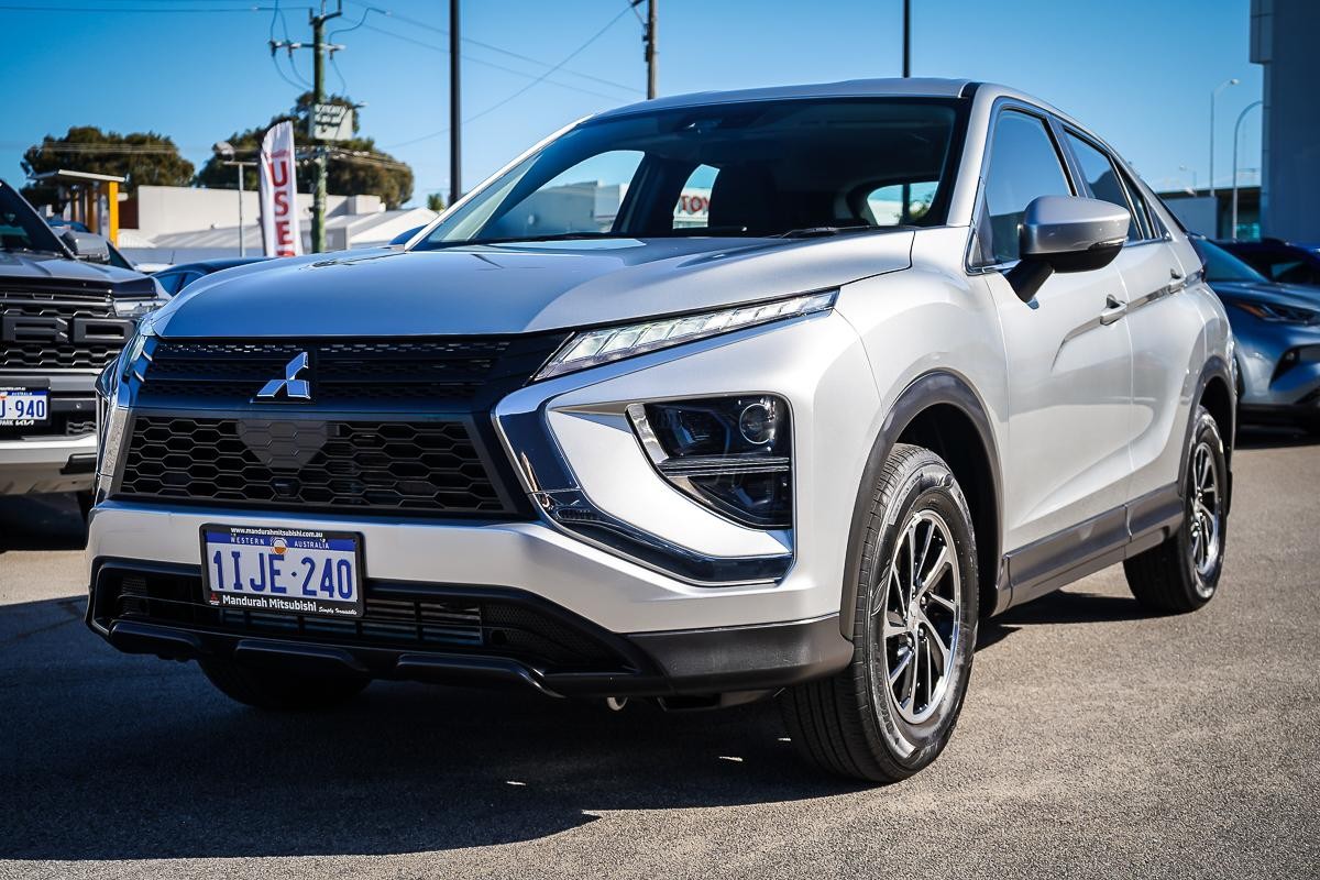 Mitsubishi Eclipse Cross image 4
