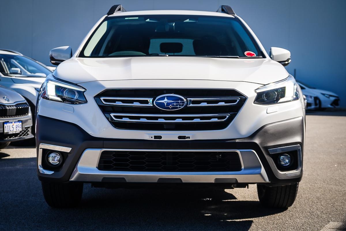 Subaru Outback image 2