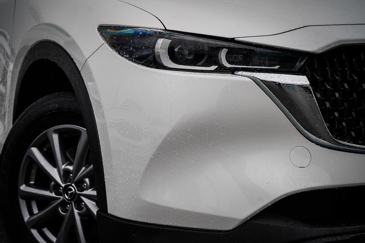 Mazda Cx-8 image 2