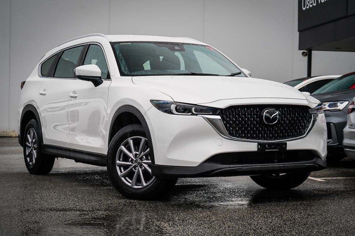 Mazda Cx-8 image 1