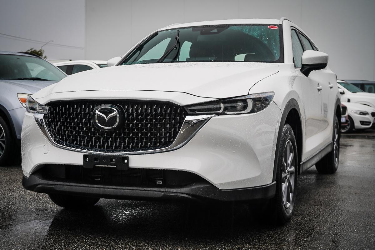 Mazda Cx-8 image 4