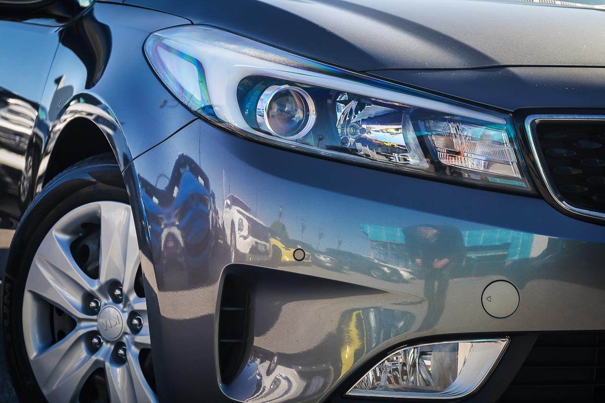 Kia Cerato image 2