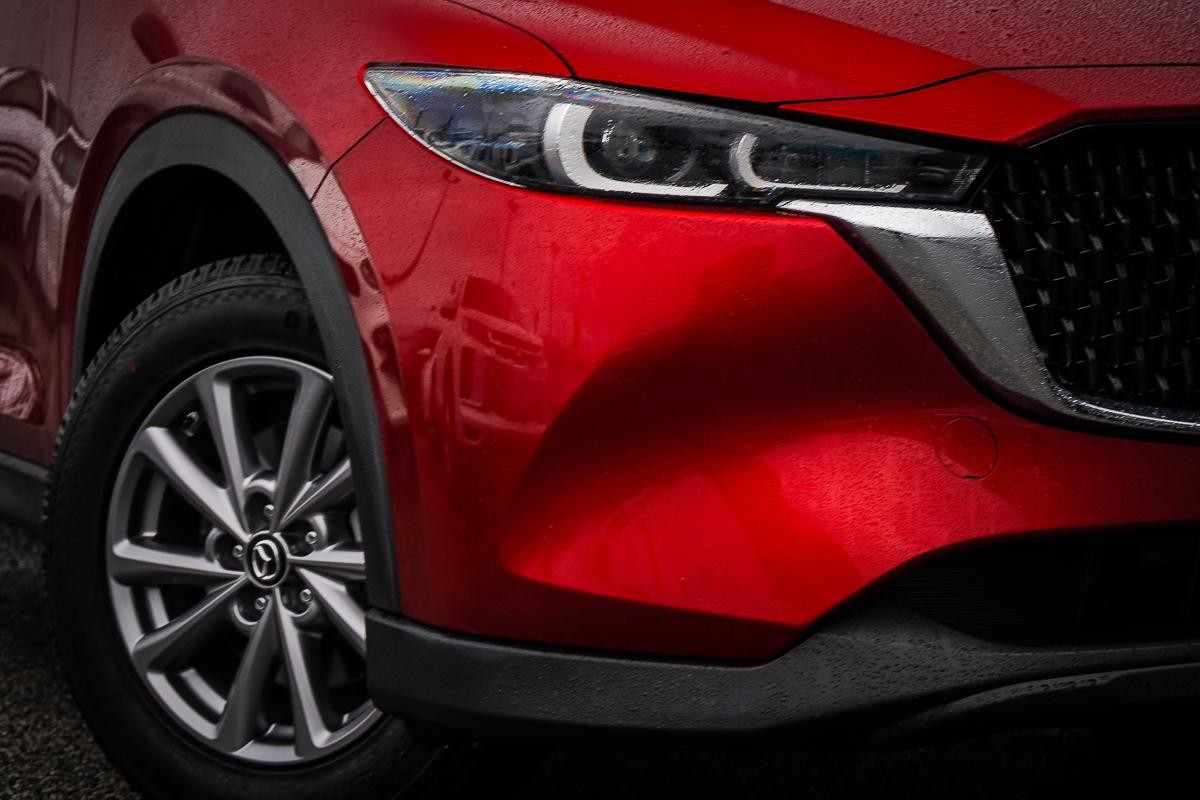 Mazda Cx-8 image 2