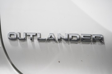 https://dvg-vehicle-assets.s3.amazonaws.com/1201419/4gjxd70ay065v9m6rvbim7ze0.jpg