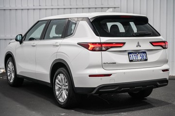 https://dvg-vehicle-assets.s3.amazonaws.com/1201419/cxnlc5mqal0hbuwalgh7n1sx2.jpg