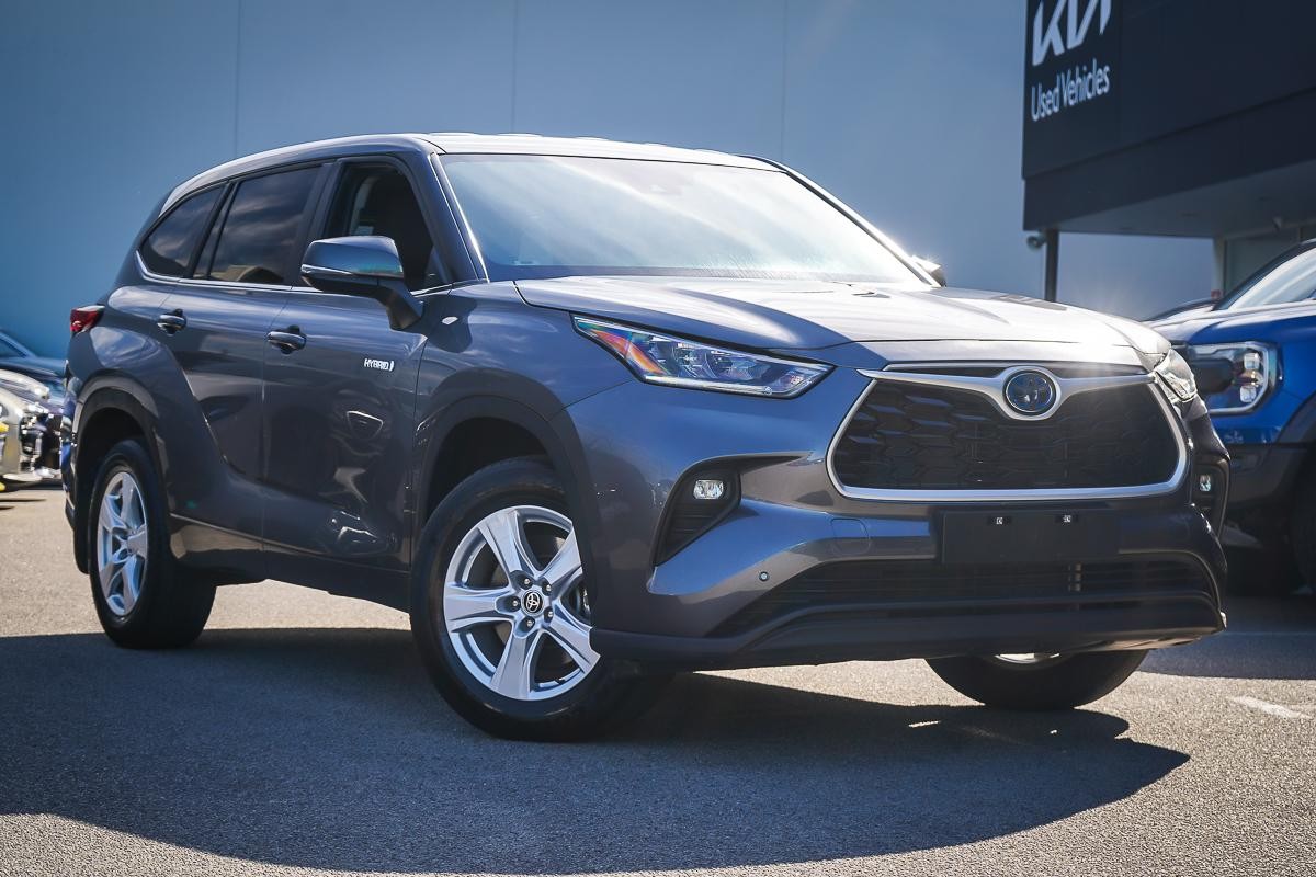 Toyota Kluger image 1