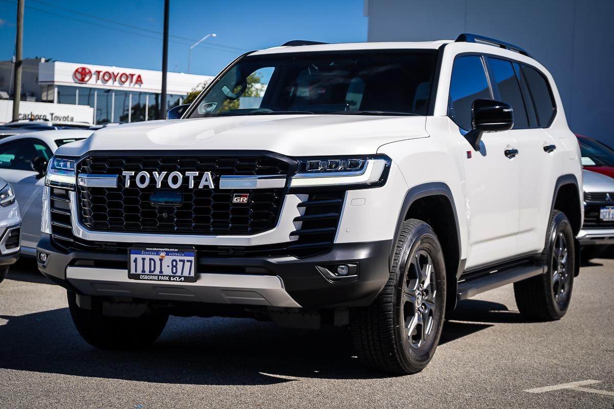 Toyota Landcruiser image 4