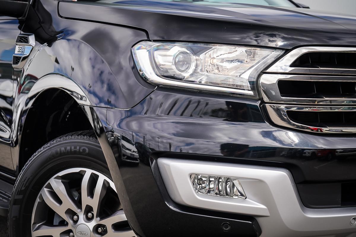 Ford Everest image 2