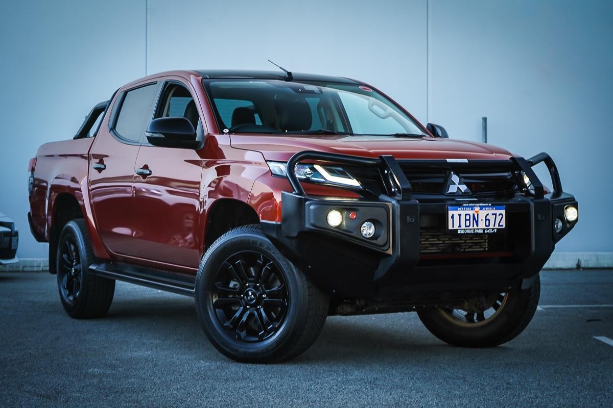 Mitsubishi Triton image 1