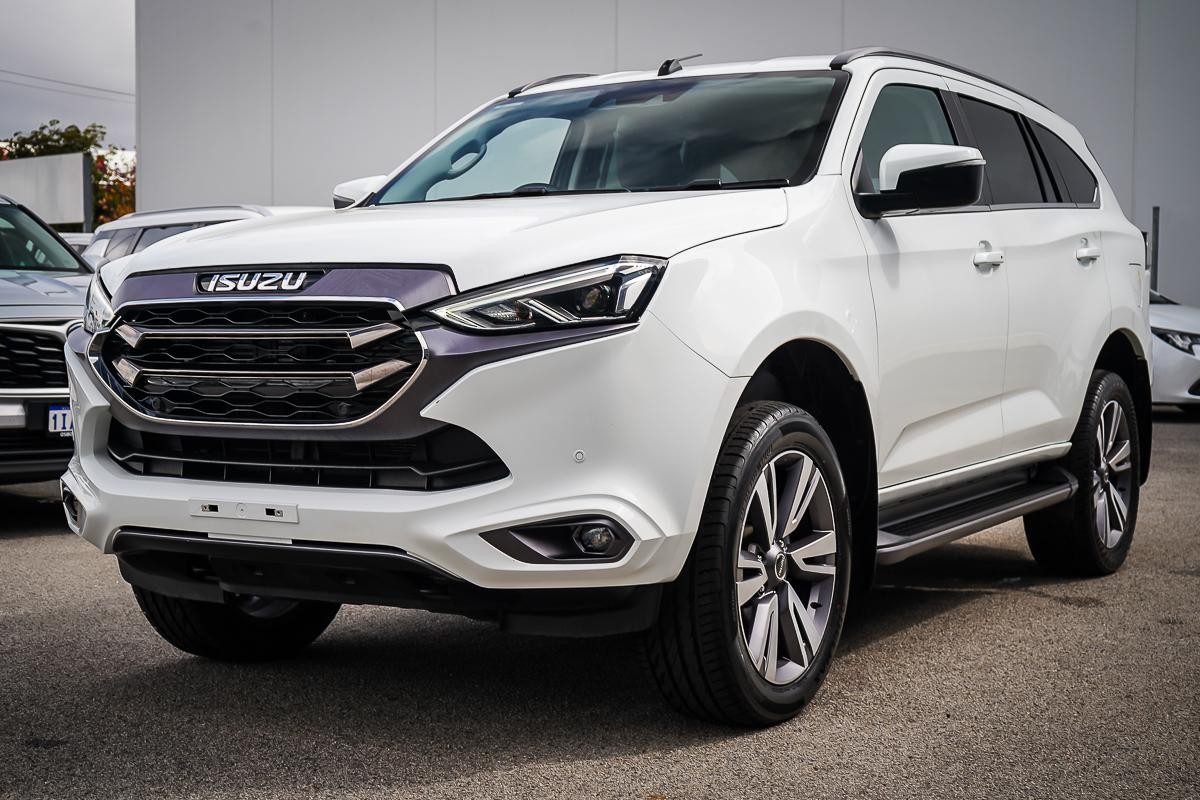 Isuzu Mu-x image 4