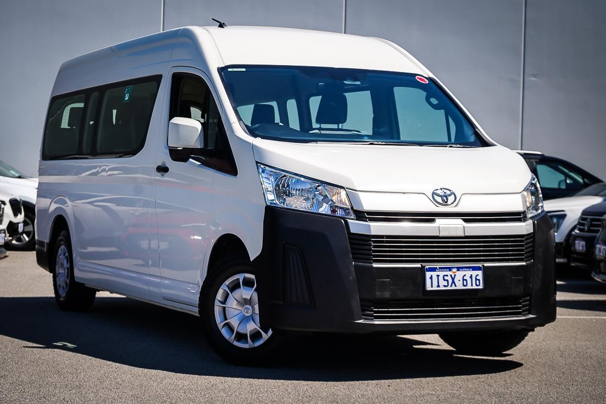 Toyota Hiace image 1