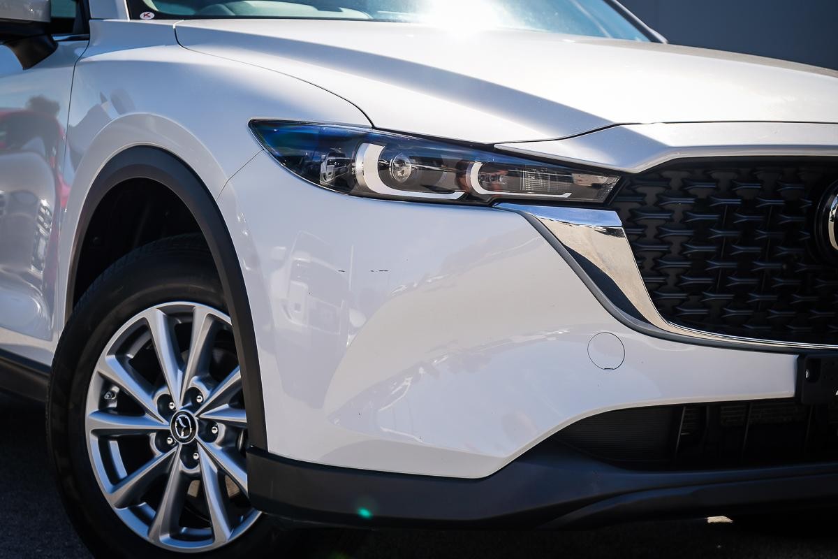 Mazda Cx-5 image 2