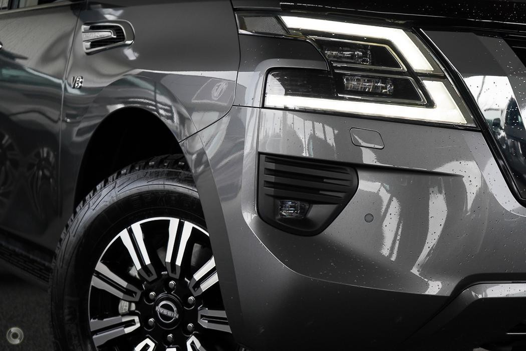 Nissan Patrol image 2