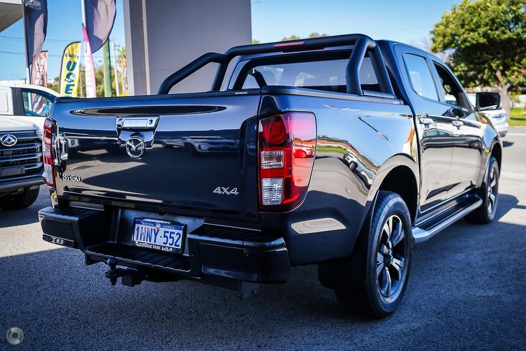 Mazda Bt-50 image 4