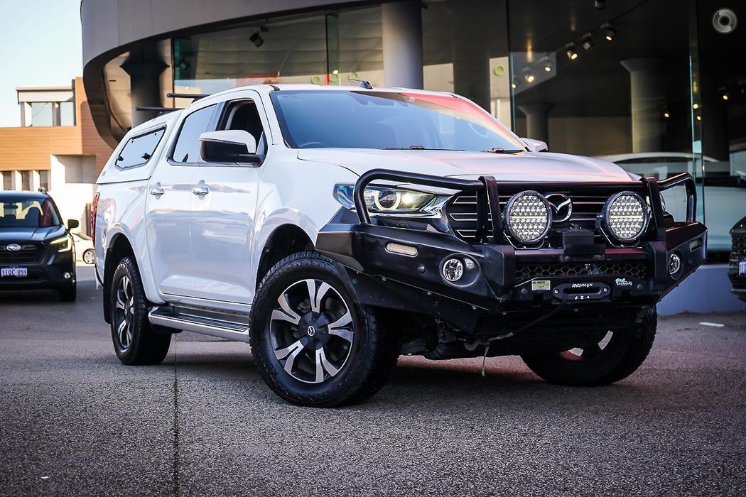 Mazda Bt-50 image 1