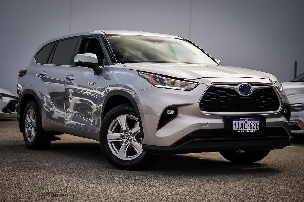 Toyota Kluger image 1