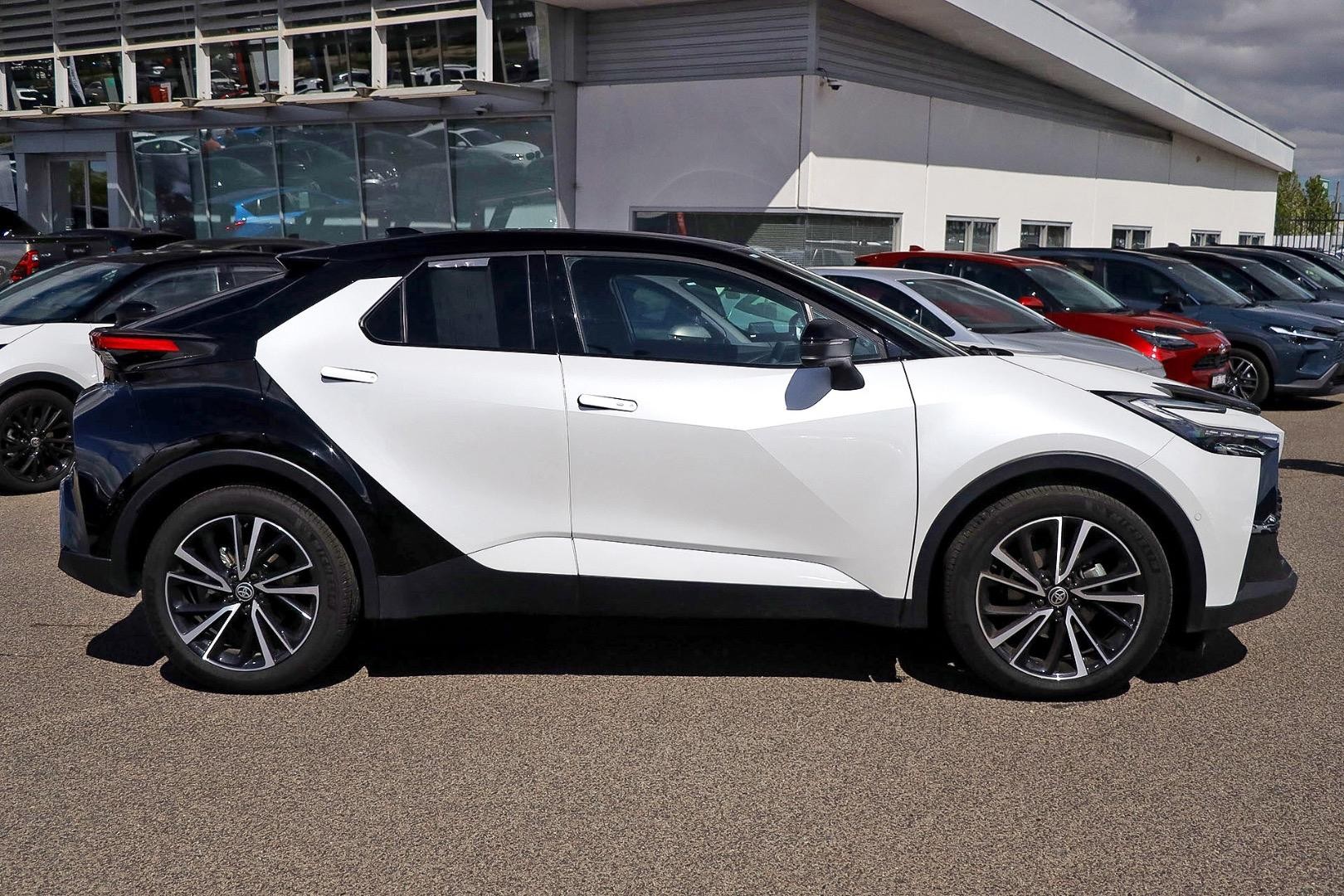 Toyota C-hr image 4