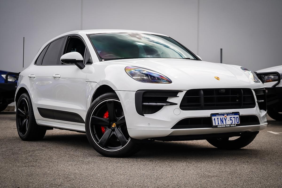 Porsche Macan image 1