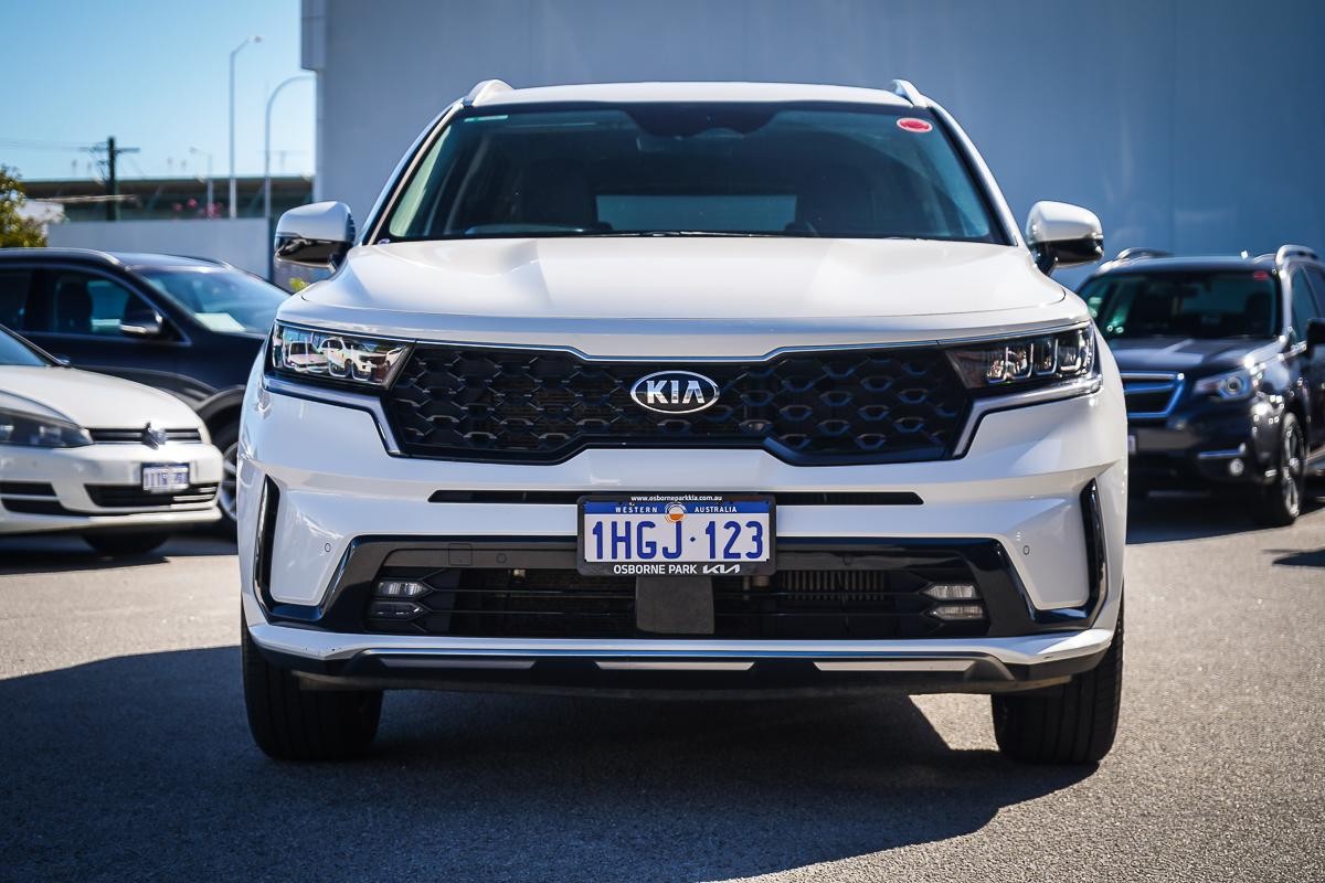 Kia Sorento image 3
