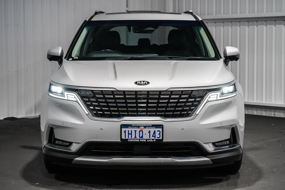 Kia Carnival image 3