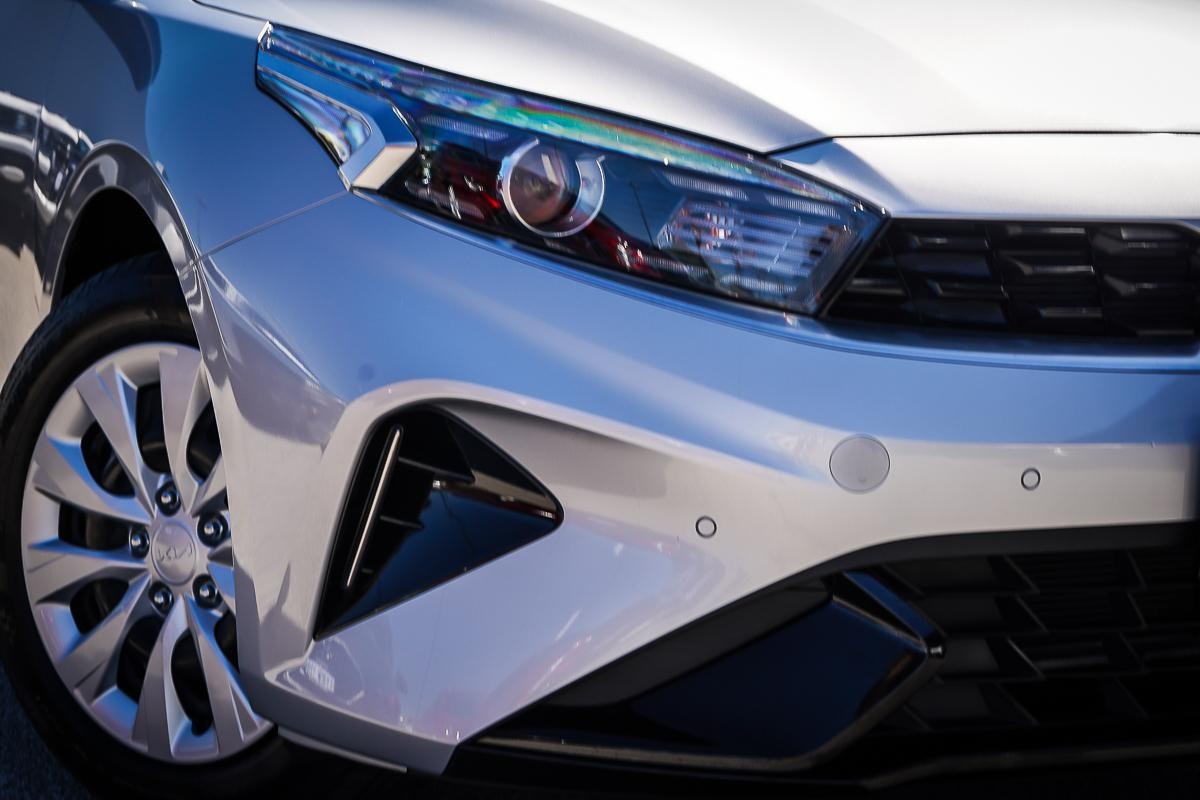Kia Cerato image 2
