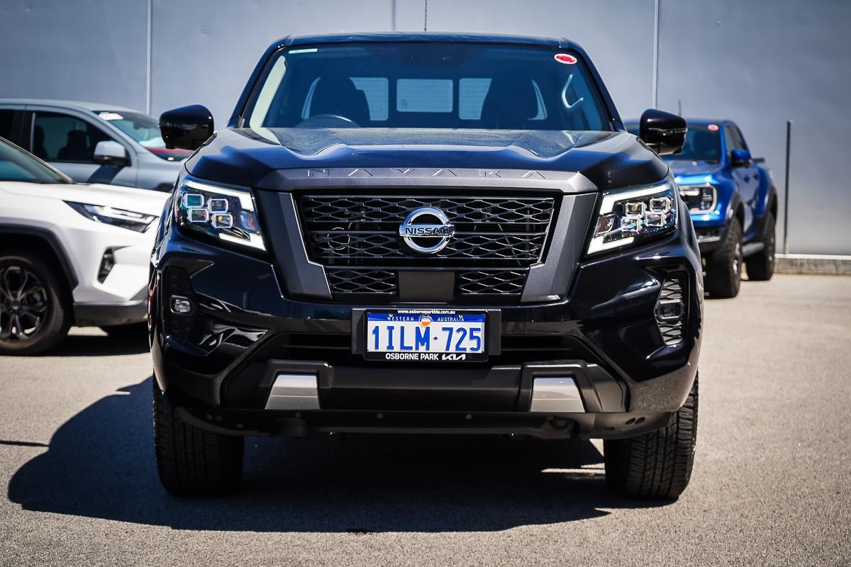 Nissan Navara image 3