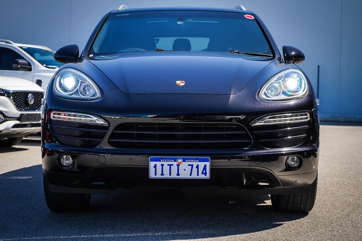 Porsche Cayenne image 3