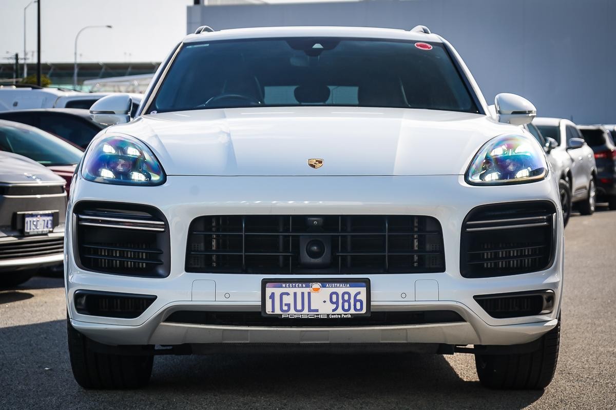 Porsche Cayenne image 3
