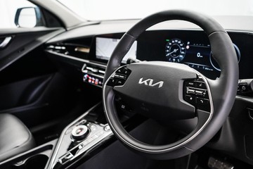 https://dvg-vehicle-assets.s3.amazonaws.com/1201644/dmku8sii7rjz1zrn69rith3fc.jpg