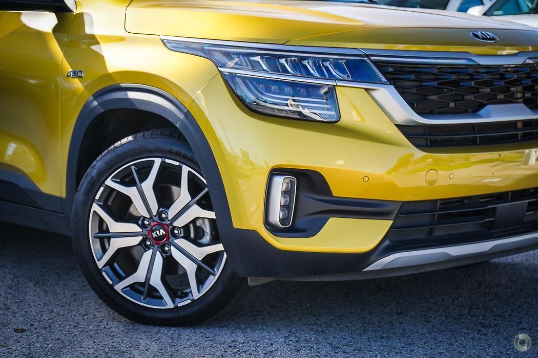 Kia Niro image 2