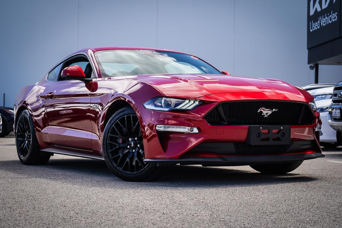 Ford Mustang image 1
