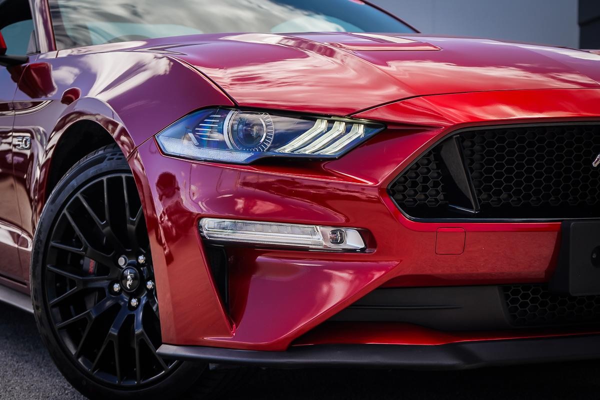 Ford Mustang image 2