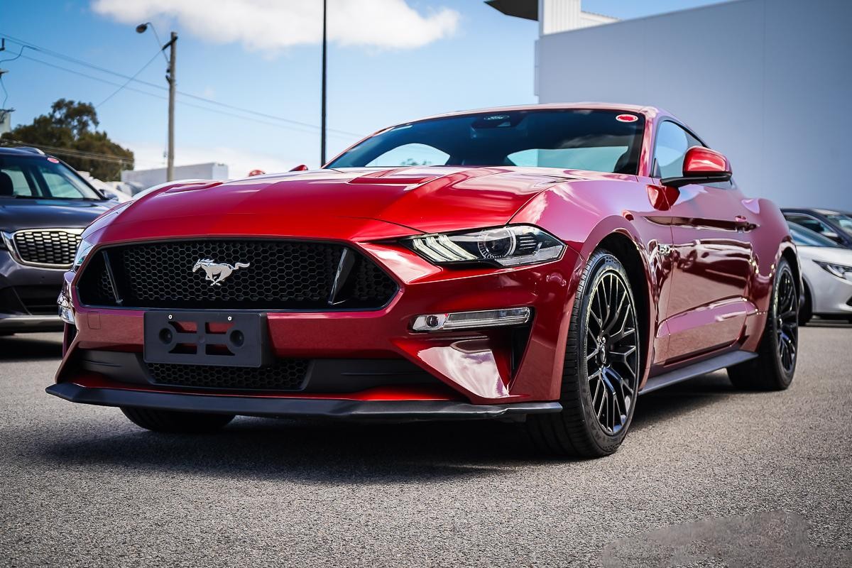 Ford Mustang image 4