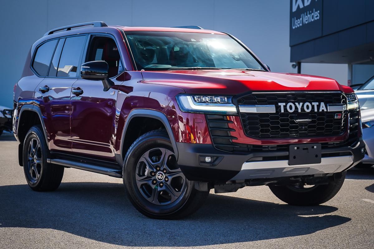 Toyota Landcruiser image 1