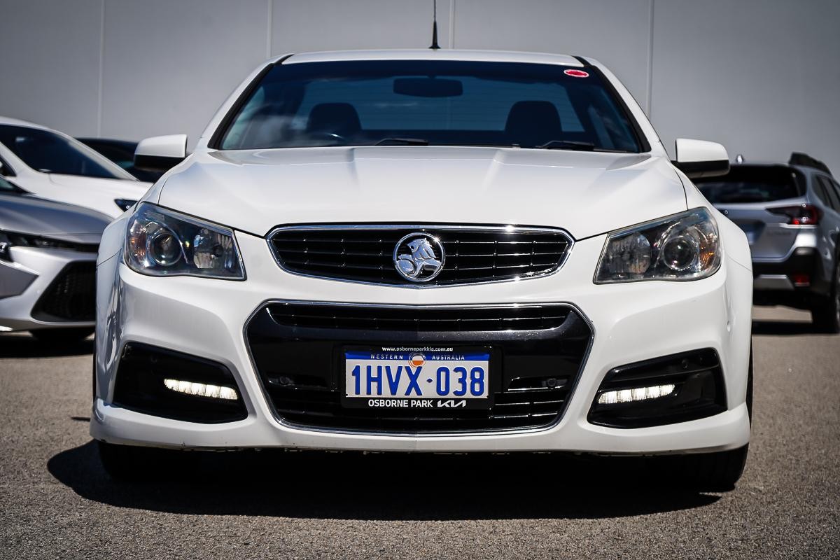 Holden Ute image 3