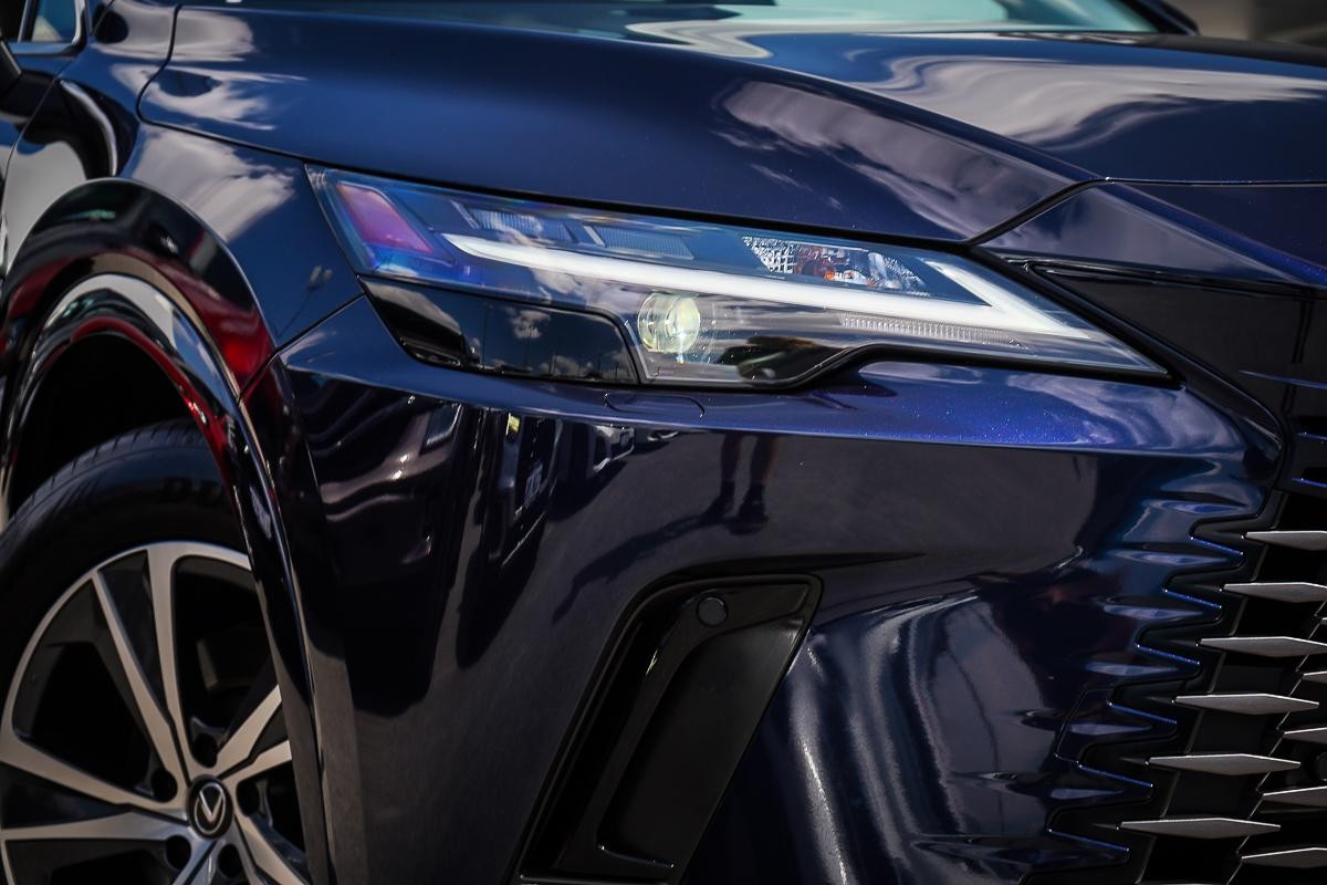 Lexus Rx image 2