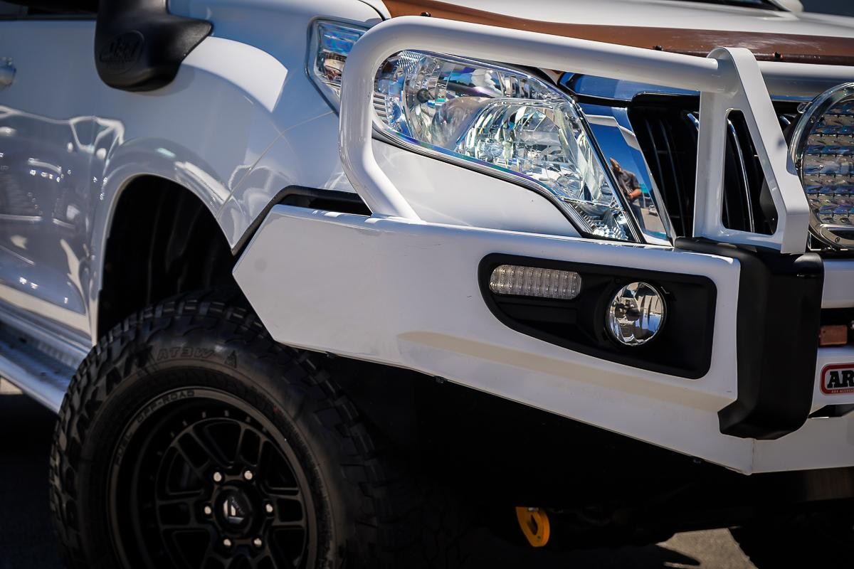 Toyota Landcruiser Prado image 2