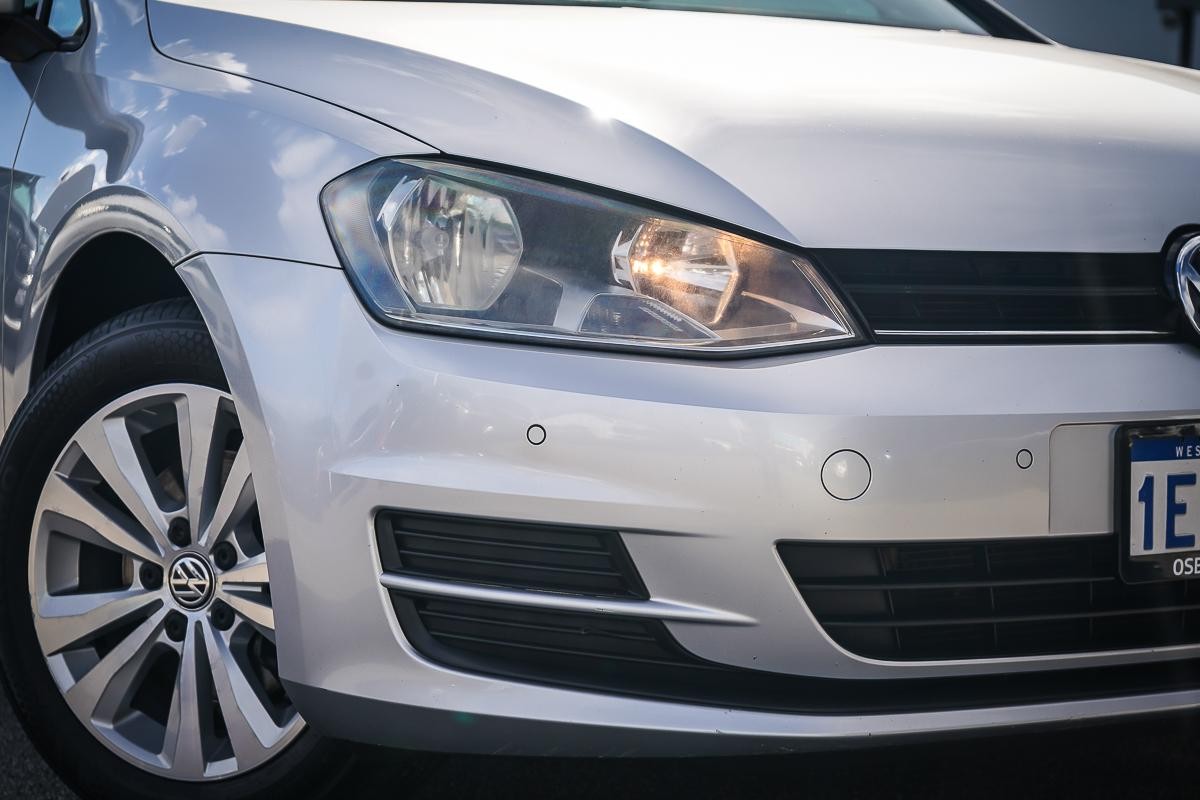Volkswagen Golf image 2