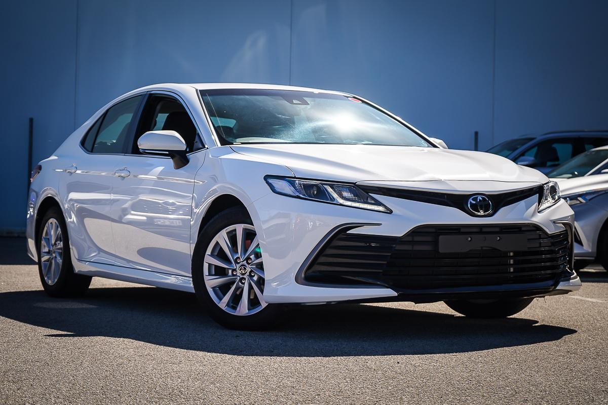 Toyota Camry image 1