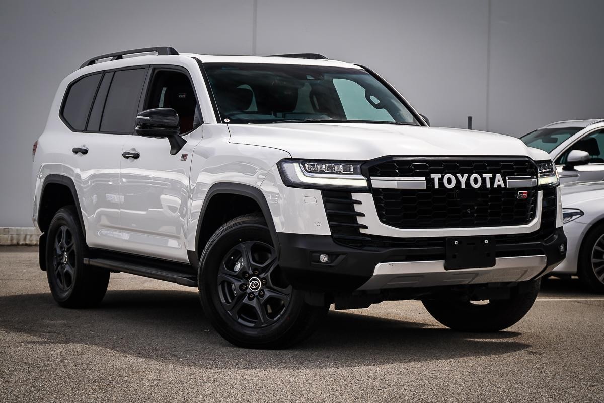 Toyota Landcruiser image 1