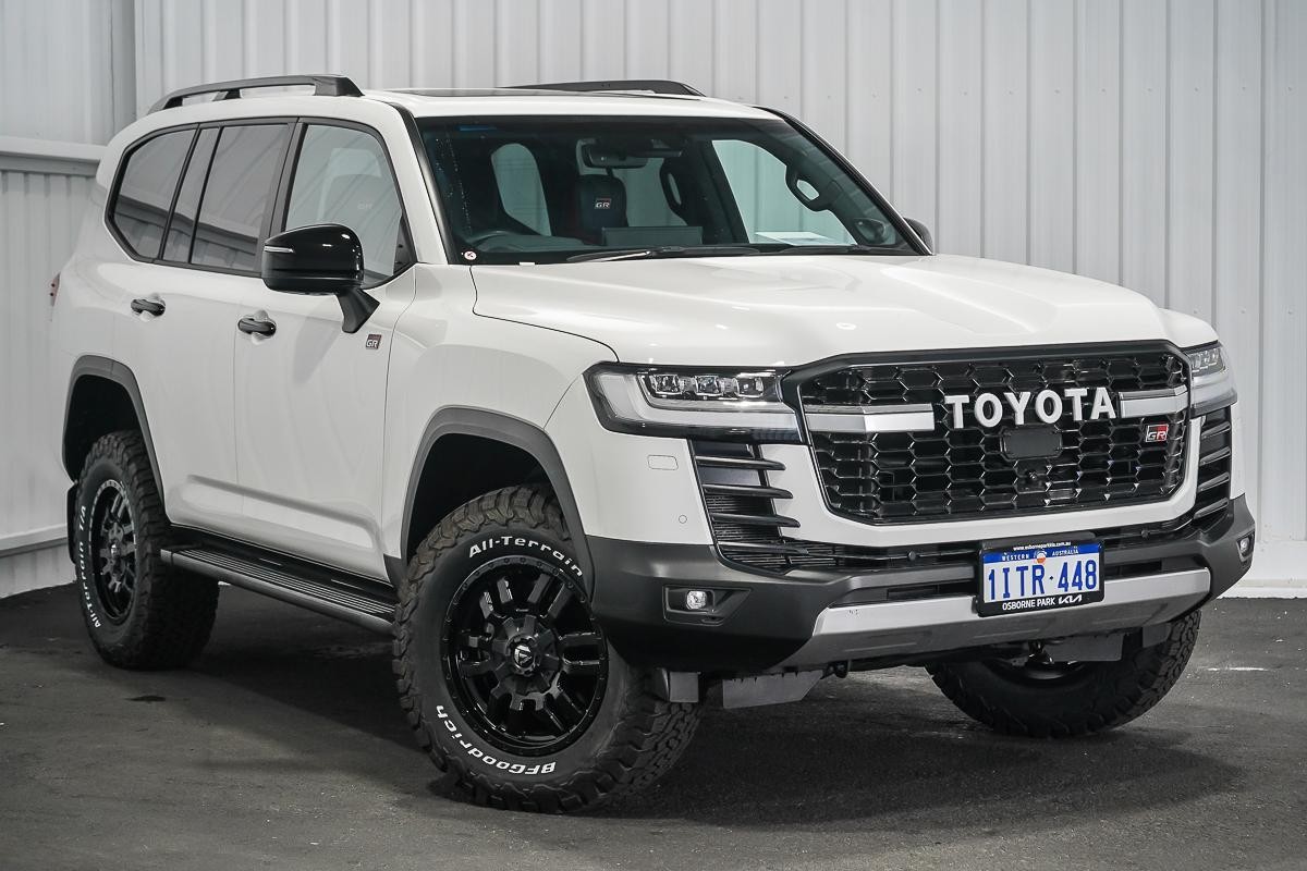Toyota Landcruiser image 1