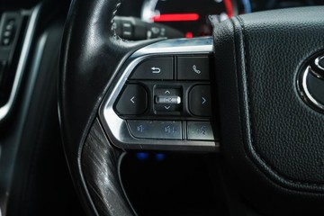 https://dvg-vehicle-assets.s3.amazonaws.com/1201679/616nznz7ue1lwh6ztms8myuxq.jpg