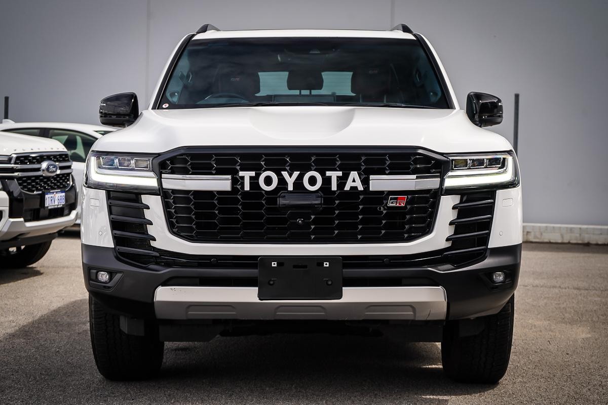 Toyota Landcruiser image 3