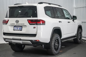 https://dvg-vehicle-assets.s3.amazonaws.com/1201679/a96s8ia5kx72ucyoefs5c5526.jpg