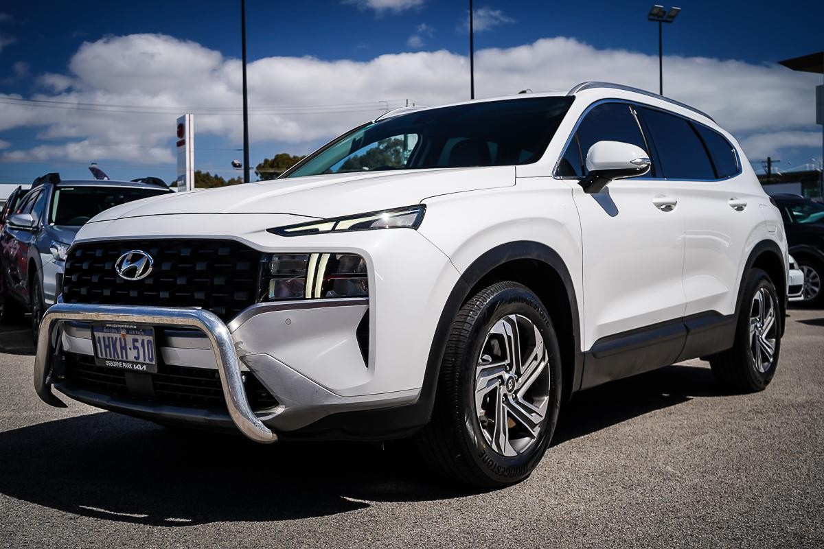 Hyundai Santa Fe image 4