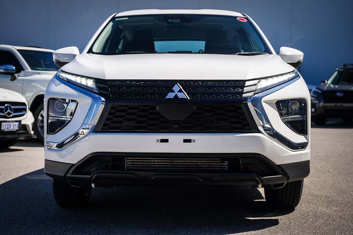 Mitsubishi Eclipse Cross image 3